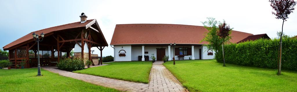 Falusi Patika - Tisza-tó Vendégház Tiszaszolos Extérieur photo